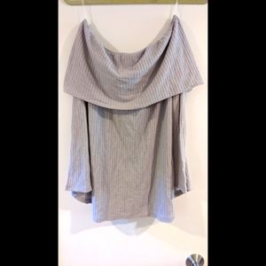 NWOT Vici Off Shoulder Thermal Waffle Weave Knit Sweater Grey - M